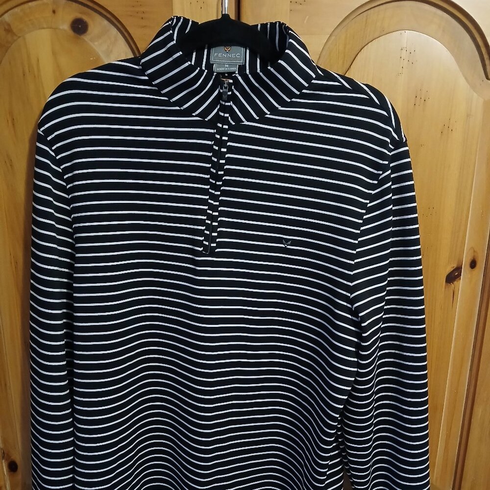 Fennec Men’s 1/4 Zip Stretch Pullover Golf Size Medium Black/White Stripe EUC